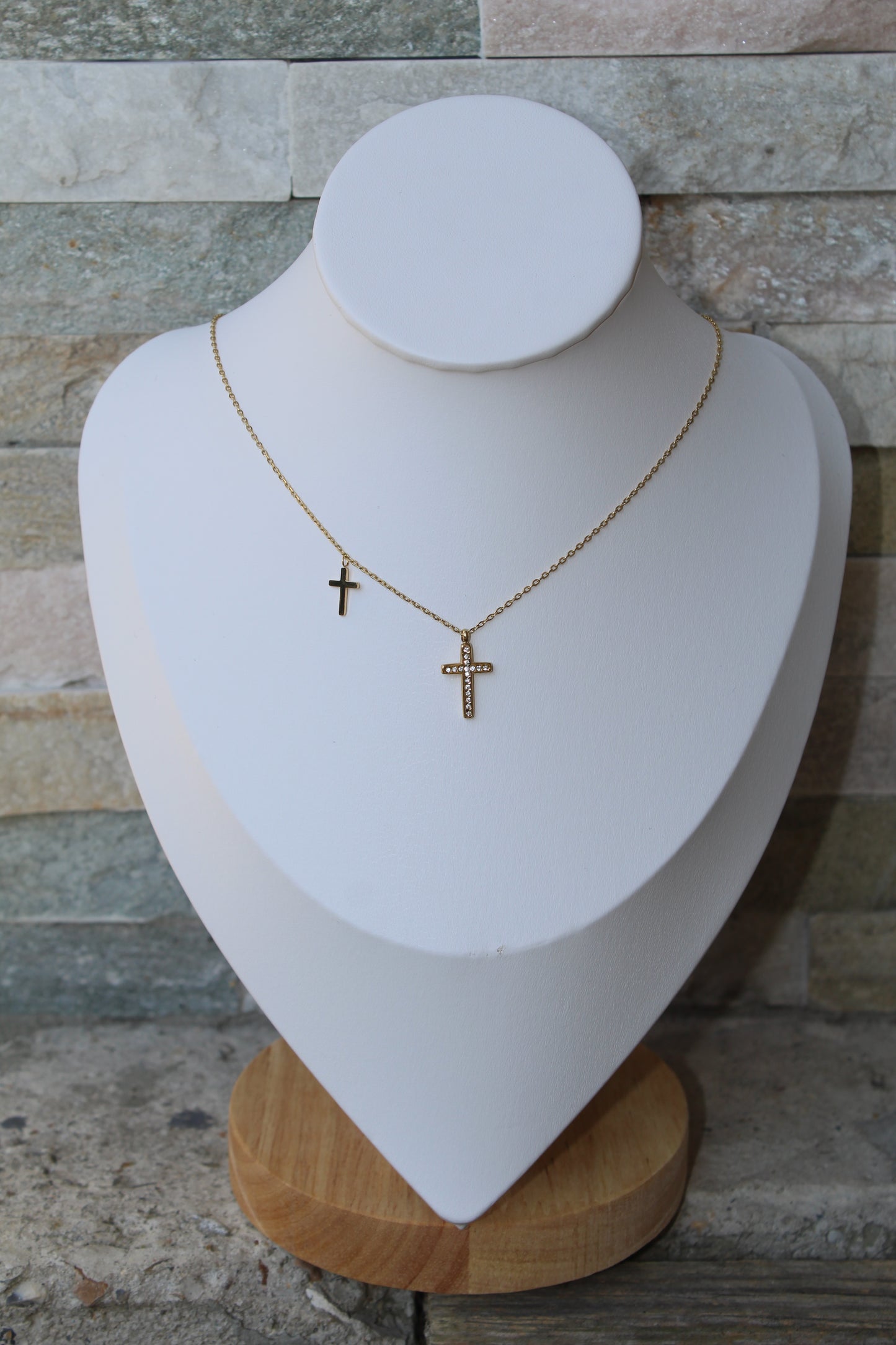 Collier double croix