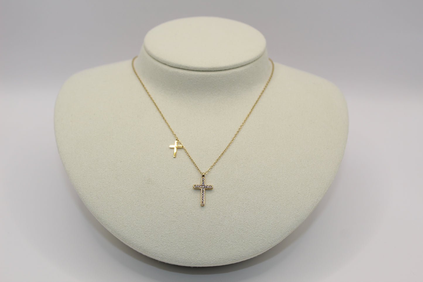 Collier double croix